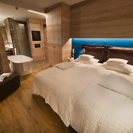 Hotel Bivio Plaza