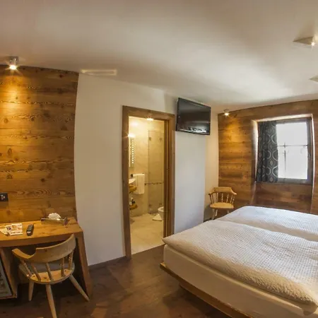 Bivio Plaza 酒店 4*